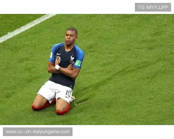 世界杯姆巴佩连过三人制造绝佳单刀机会