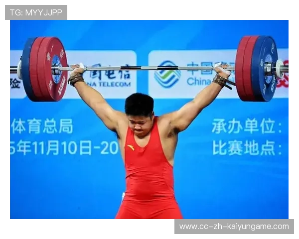 举重抓举第一次尝试便成功